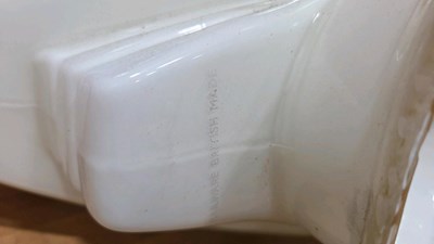 Lot 13 - SHELL GLASS GLOBE