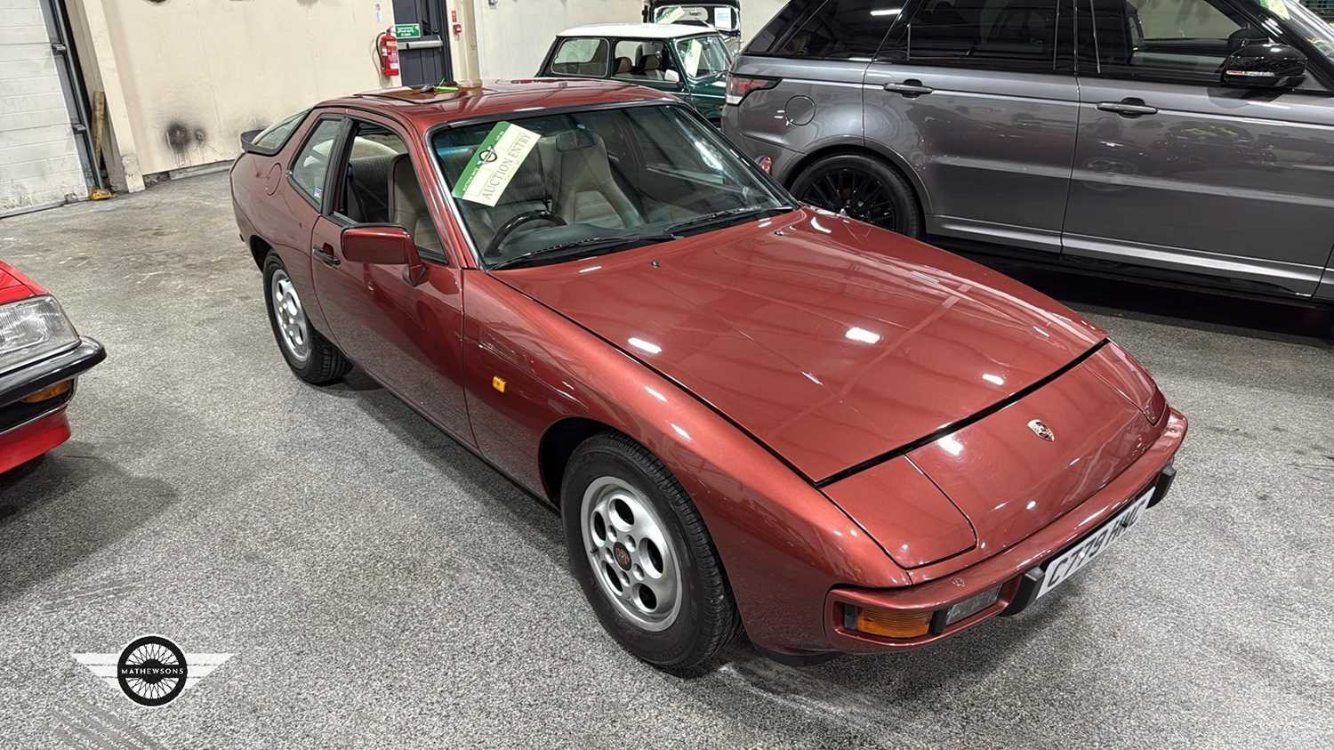 1986 PORSCHE 924 AUTO