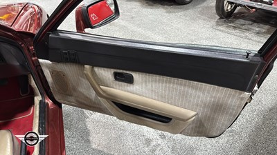 Lot 512 - 1986 PORSCHE 924 AUTO