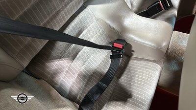 Lot 512 - 1986 PORSCHE 924 AUTO