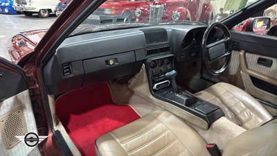 Lot 512 - 1986 PORSCHE 924 AUTO
