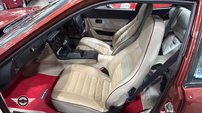 Lot 512 - 1986 PORSCHE 924 AUTO