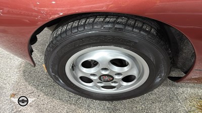 Lot 512 - 1986 PORSCHE 924 AUTO