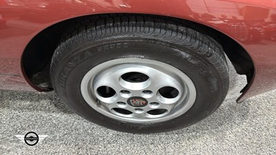Lot 512 - 1986 PORSCHE 924 AUTO