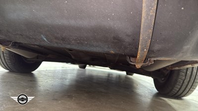 Lot 8 - 1978 DAIMLER SOVEREIGN 4.2 LWB AUTO