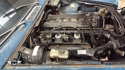 Lot 8 - 1978 DAIMLER SOVEREIGN 4.2 LWB AUTO