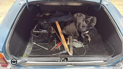 Lot 8 - 1978 DAIMLER SOVEREIGN 4.2 LWB AUTO