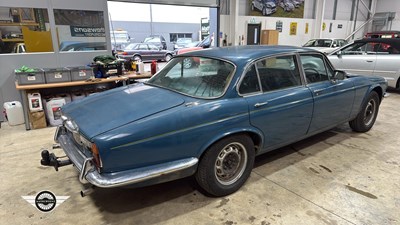 Lot 8 - 1978 DAIMLER SOVEREIGN 4.2 LWB AUTO