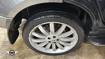 Lot 858 - 2008 LAND ROVER RANGE ROVER VOGUE TDV8 A