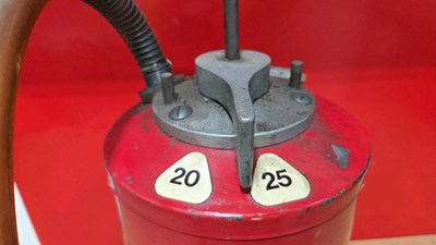 Lot 11 - TEXACO MOTOR OIL 2 STROKE DISPENSER