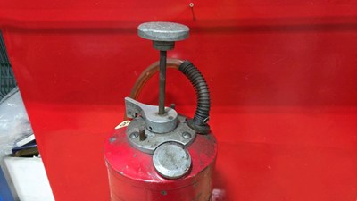 Lot 11 - TEXACO MOTOR OIL 2 STROKE DISPENSER