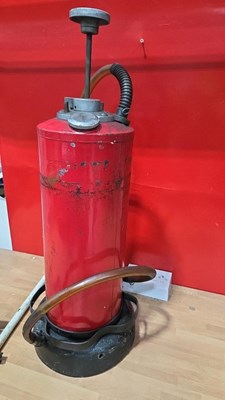 Lot 11 - TEXACO MOTOR OIL 2 STROKE DISPENSER