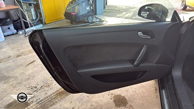 Lot 52 - 2007 AUDI TT FSI