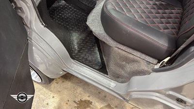 Lot 68 - 2002 SUZUKI CARRY