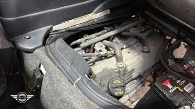 Lot 68 - 2002 SUZUKI CARRY