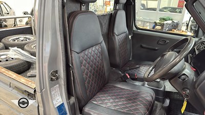 Lot 68 - 2002 SUZUKI CARRY