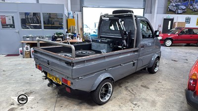 Lot 68 - 2002 SUZUKI CARRY