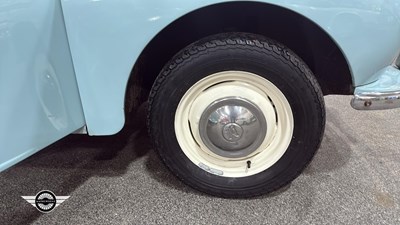 Lot 112 - 1966 MORRIS MINOR 1000