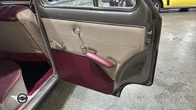 Lot 26 - 1960 FORD ZODIAC