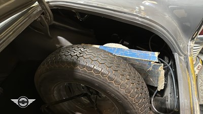 Lot 26 - 1960 FORD ZODIAC