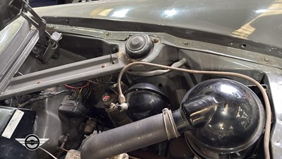 Lot 26 - 1960 FORD ZODIAC