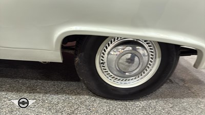 Lot 28 - 1961 FORD ZEPHYR/ZODIAC MK II