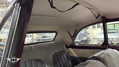 Lot 28 - 1961 FORD ZEPHYR/ZODIAC MK II