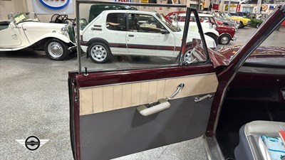 Lot 28 - 1961 FORD ZEPHYR/ZODIAC MK II