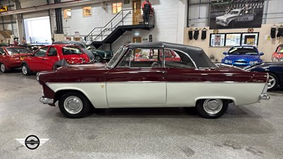 Lot 28 - 1961 FORD ZEPHYR/ZODIAC MK II
