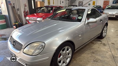 Lot 156 - 1997 MERCEDES SLK 230 KOMPRESSOR AUTO