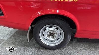 Lot 74 - 1983 MORRIS 440