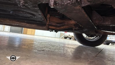 Lot 168 - 1974 TRIUMPH STAG AUTO