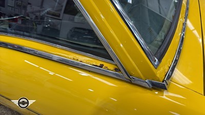 Lot 168 - 1974 TRIUMPH STAG AUTO