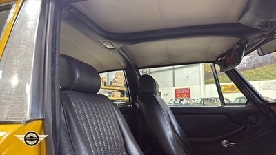 Lot 168 - 1974 TRIUMPH STAG AUTO