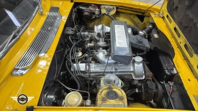 Lot 168 - 1974 TRIUMPH STAG AUTO