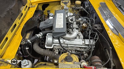 Lot 168 - 1974 TRIUMPH STAG AUTO