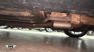 Lot 170 - 1995 ASTON MARTIN DB7 AUTO