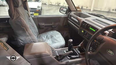 Lot 98 - 2002 LAND ROVER DISCOVERY TD5 S *256 Miles From New*