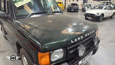 Lot 98 - 2002 LAND ROVER DISCOVERY TD5 S *256 Miles From New*