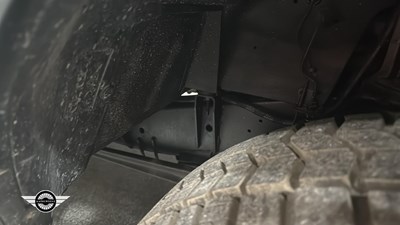 Lot 98 - 2002 LAND ROVER DISCOVERY TD5 S *256 Miles From New*