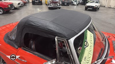 Lot 748 - 1979 MG B