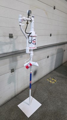 Lot 45 - ESSO REPRODUCTION OIL PUMP