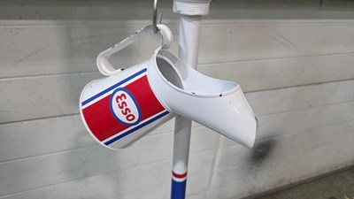 Lot 45 - ESSO REPRODUCTION OIL PUMP