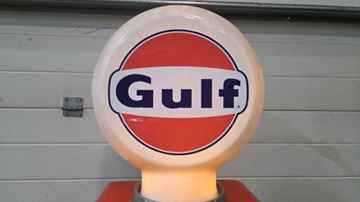 Lot 89 - GULF SUPER REPRODUCTION PETROL PUMP