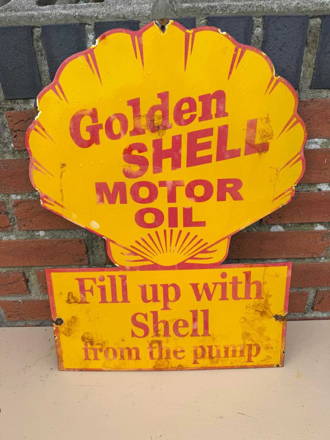 Lot 113 - GOLDEN SHELL MOTOR OIL ENAMEL REPRODUCTION