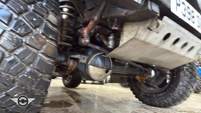 Lot 122 - 1996 LAND ROVER 90 DEFENDER TDI