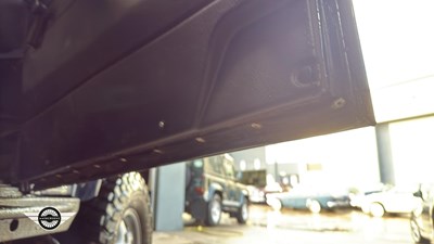 Lot 122 - 1996 LAND ROVER 90 DEFENDER TDI