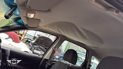 Lot 188 - 1998 VAUXHALL VECTRA GSI V6