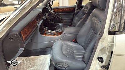 Lot 190 - 1994 JAGUAR SOVEREIGN AUTO
