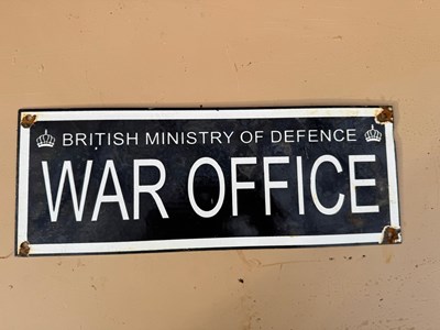 Lot 187 - MINISTRY OF DEFENCE WAR OFFICE ENAMEL REPRODUCTION SIGN 16" X 6"